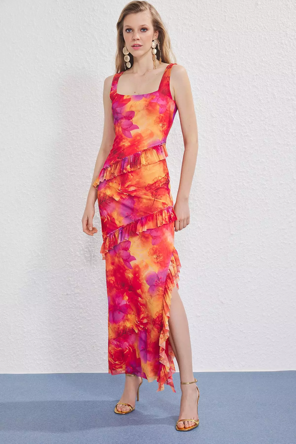 Multicolored Ruffle Detailed Tulle Lined Maxi Evening Prom Dress TPRSS25AE00174