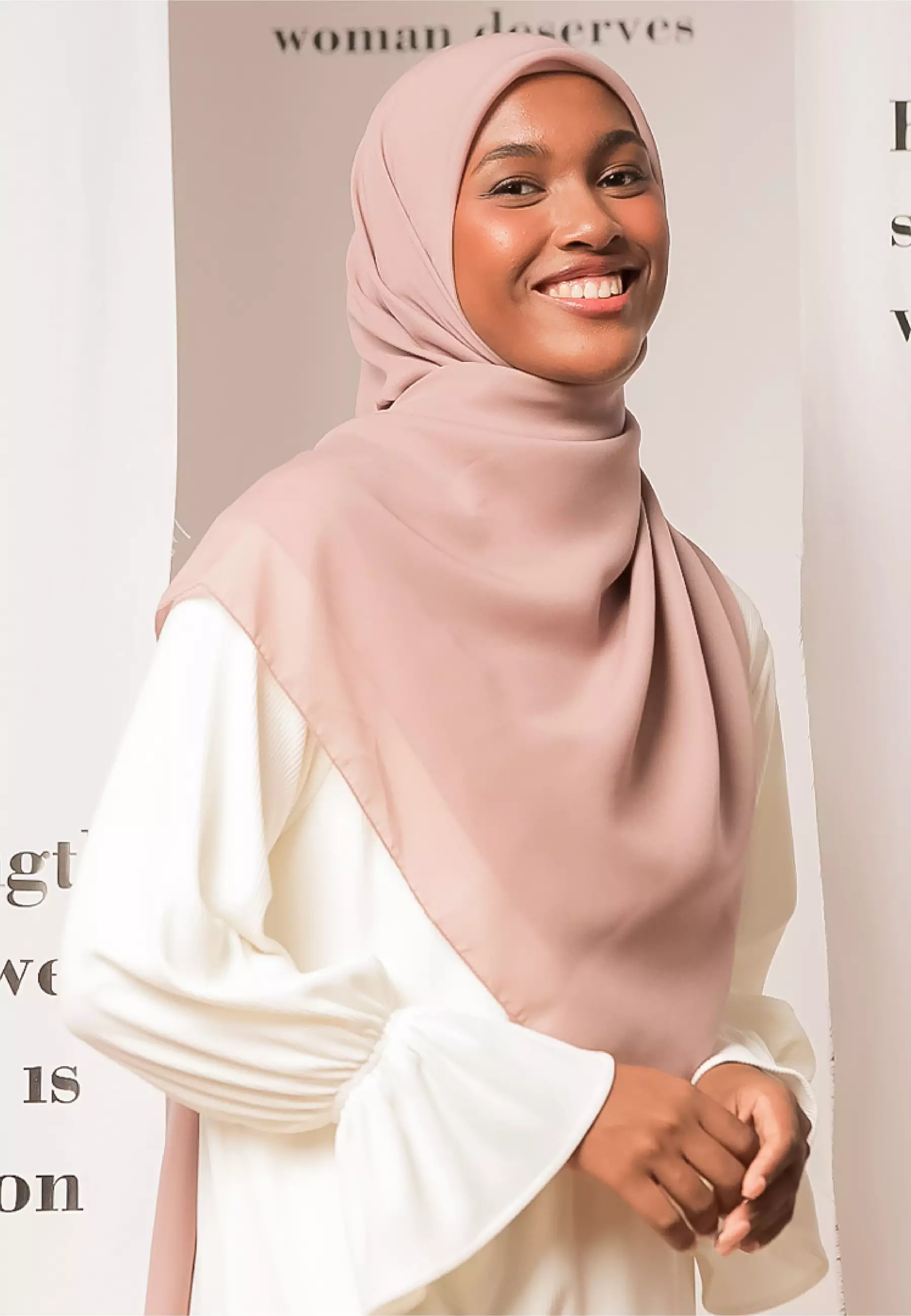 Polly Cotton Square Syari Tea Rose (Hijab Segiempat Bella Square)