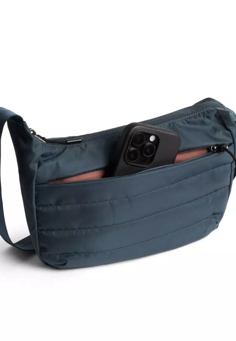 Bellroy Laneway Crescent Bag 2.5L - Bluesteel