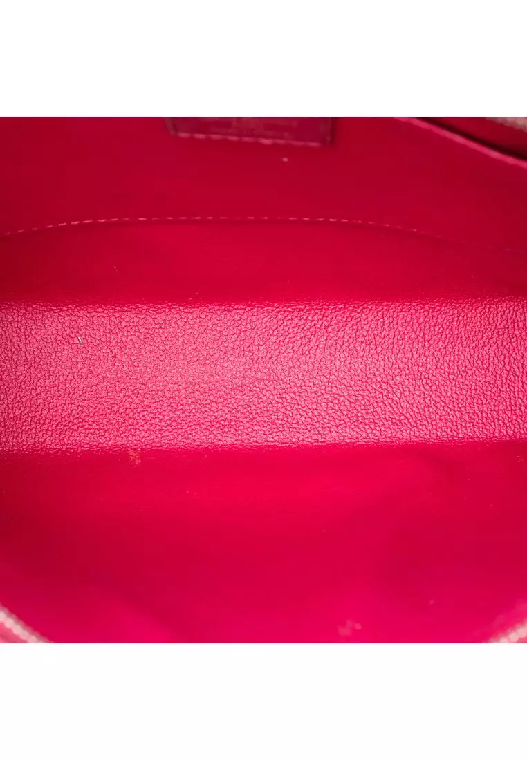 Pre-Loved Louis Vuitton Epi Toiletry Pouch 26