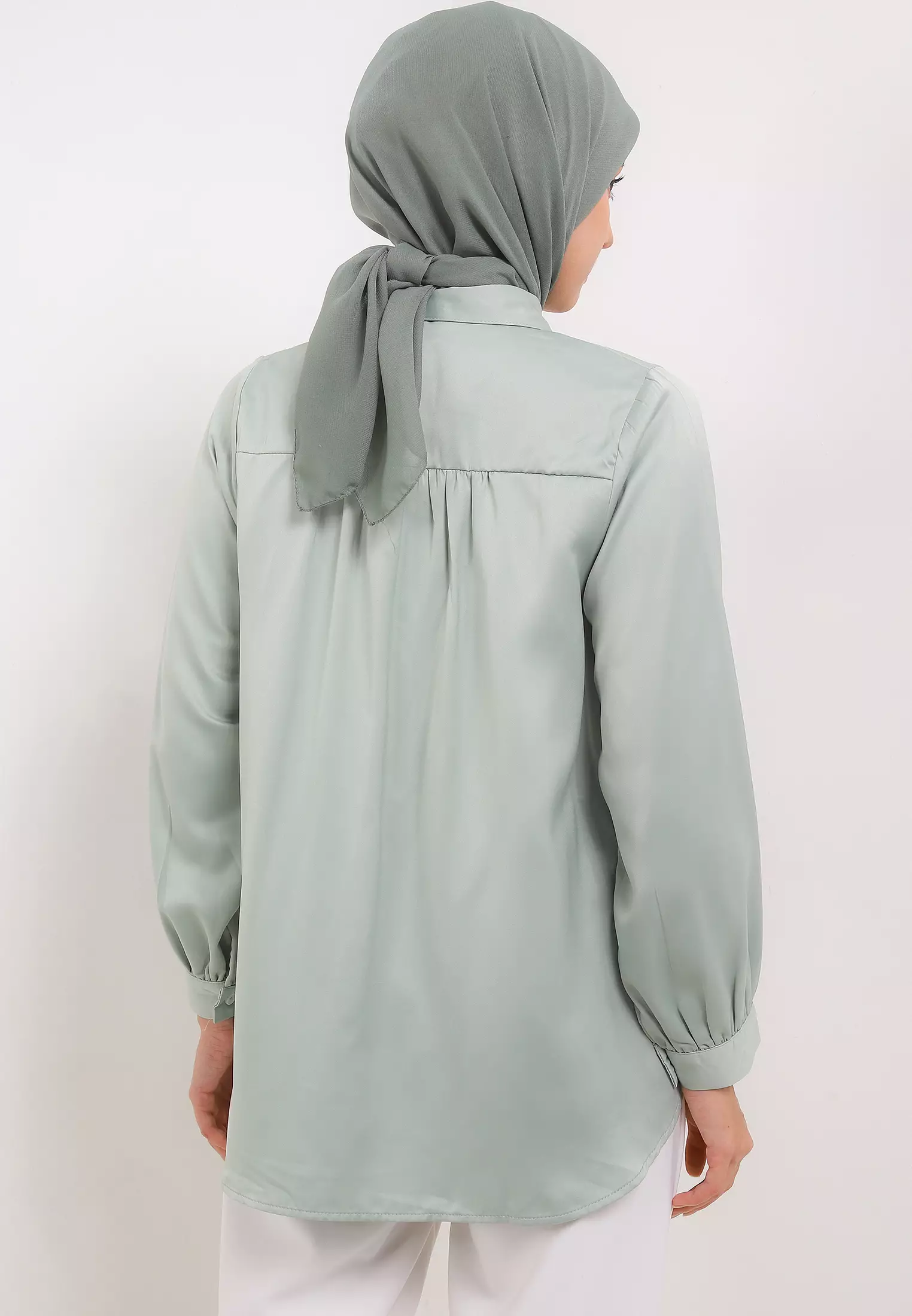MFMW Shawyer Atasan Blouse Satin Green With Payet