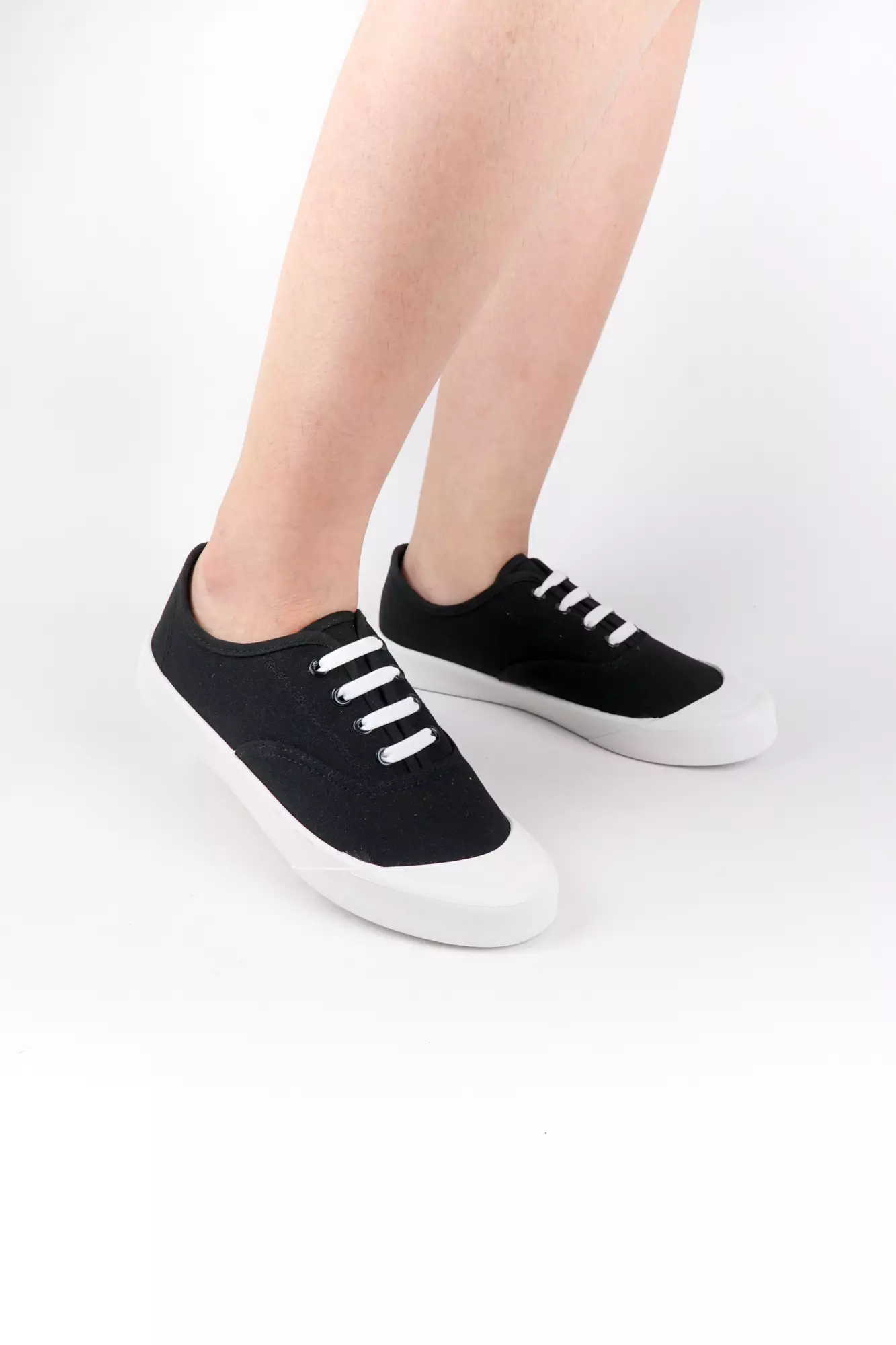 Blow Vera Sepatu Sneakers Wanita Sport Shoes White Sepatu Sekolah BLAS 0047