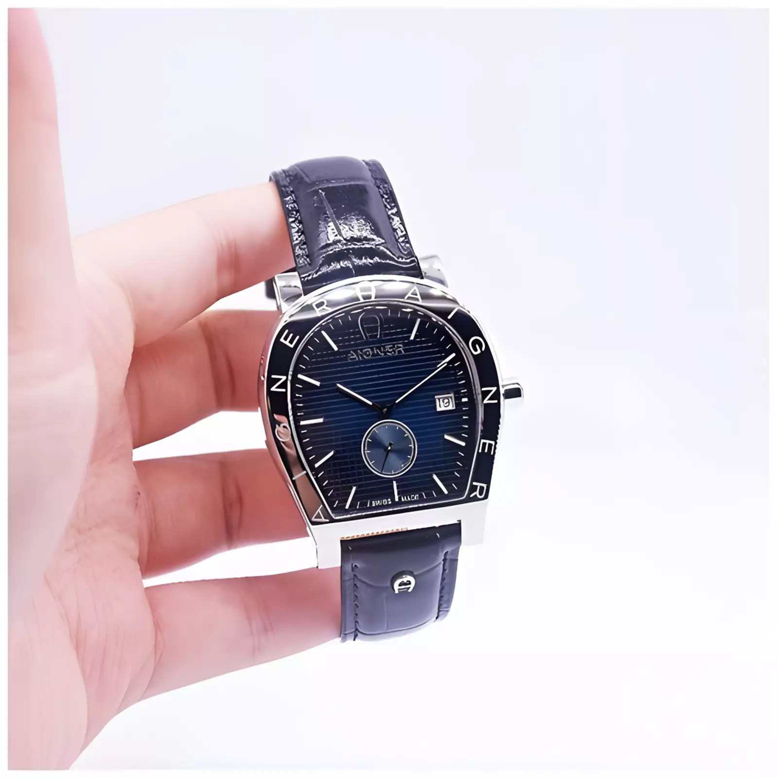 Aigner Daiano - Jam Tangan Analog Pria - Blue Pattern Dial - Black Leather Strap - AGW.269002