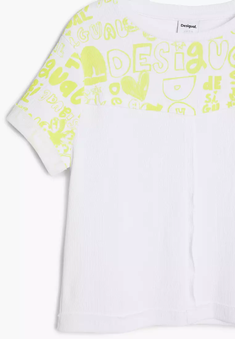 Short-sleeve T-shirt with lettering