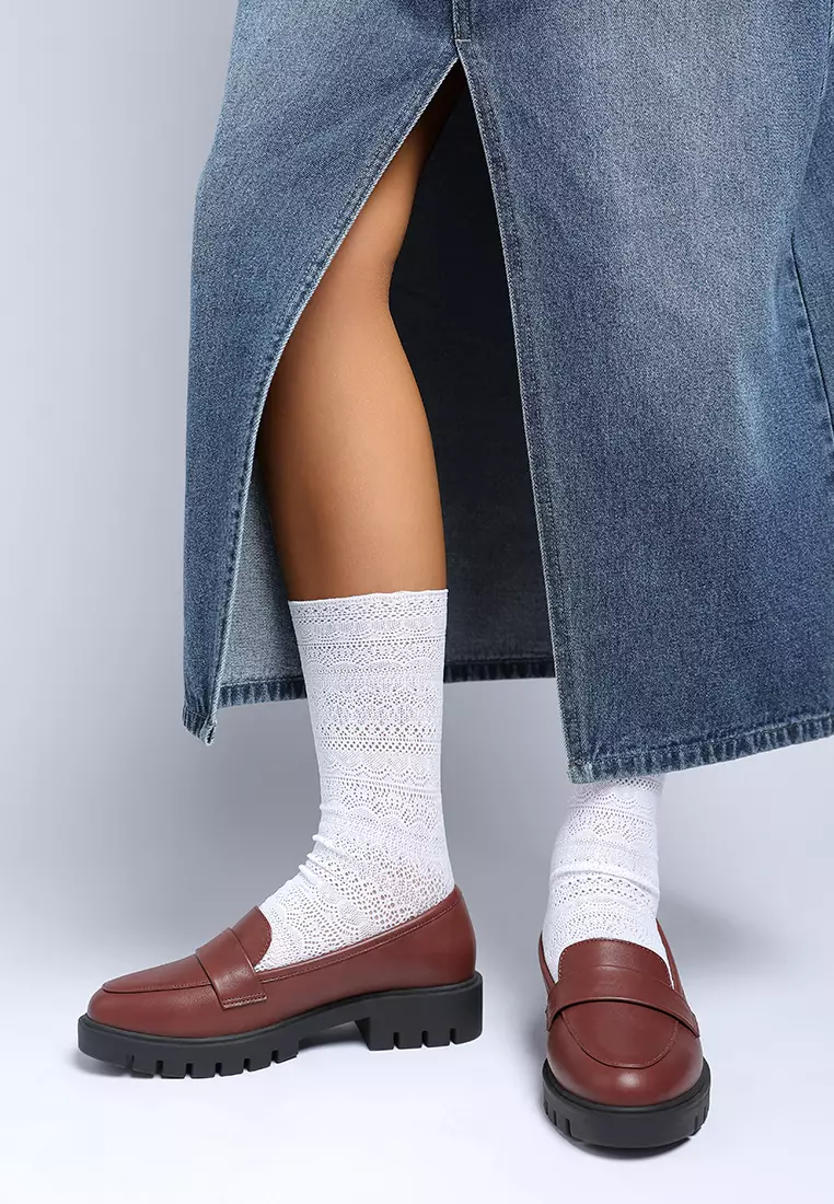 Sepatu Loafer Tebal Kulit Imitasi Warna Burgundy