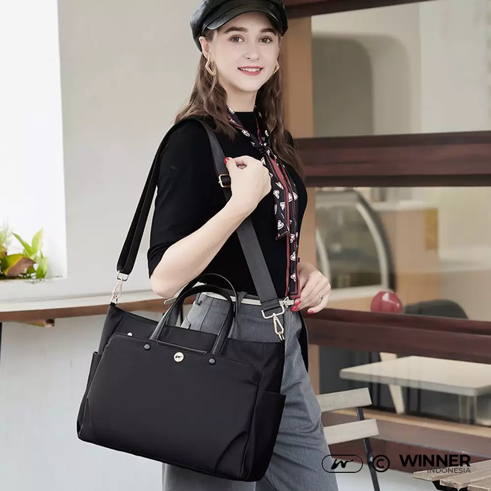 WINNER Tas Laptop 14 inch Bahu Selempang Nilon Oxford Anti-Air Wanita Korean Style Bag (T14-003) - Warna Light Pink 14 inch