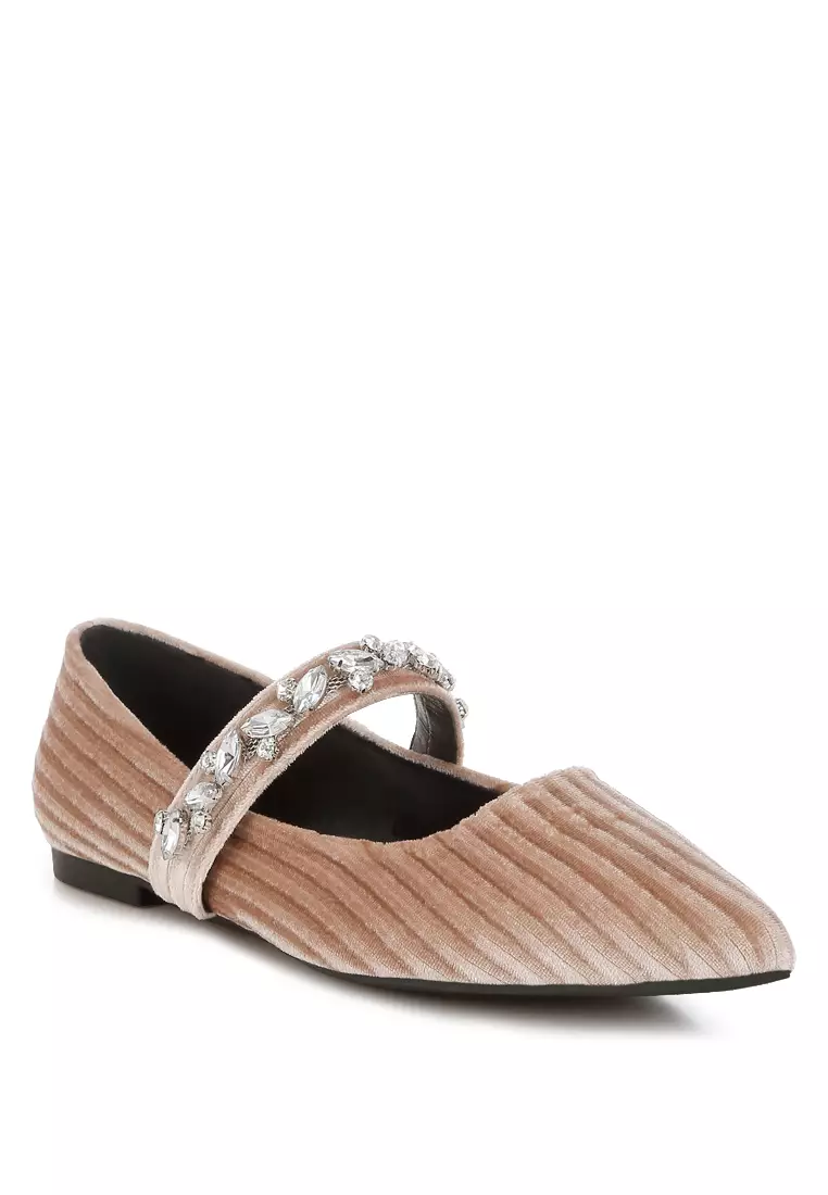 Bros Berlian Imitasi Balerina Beludru Warna Beige