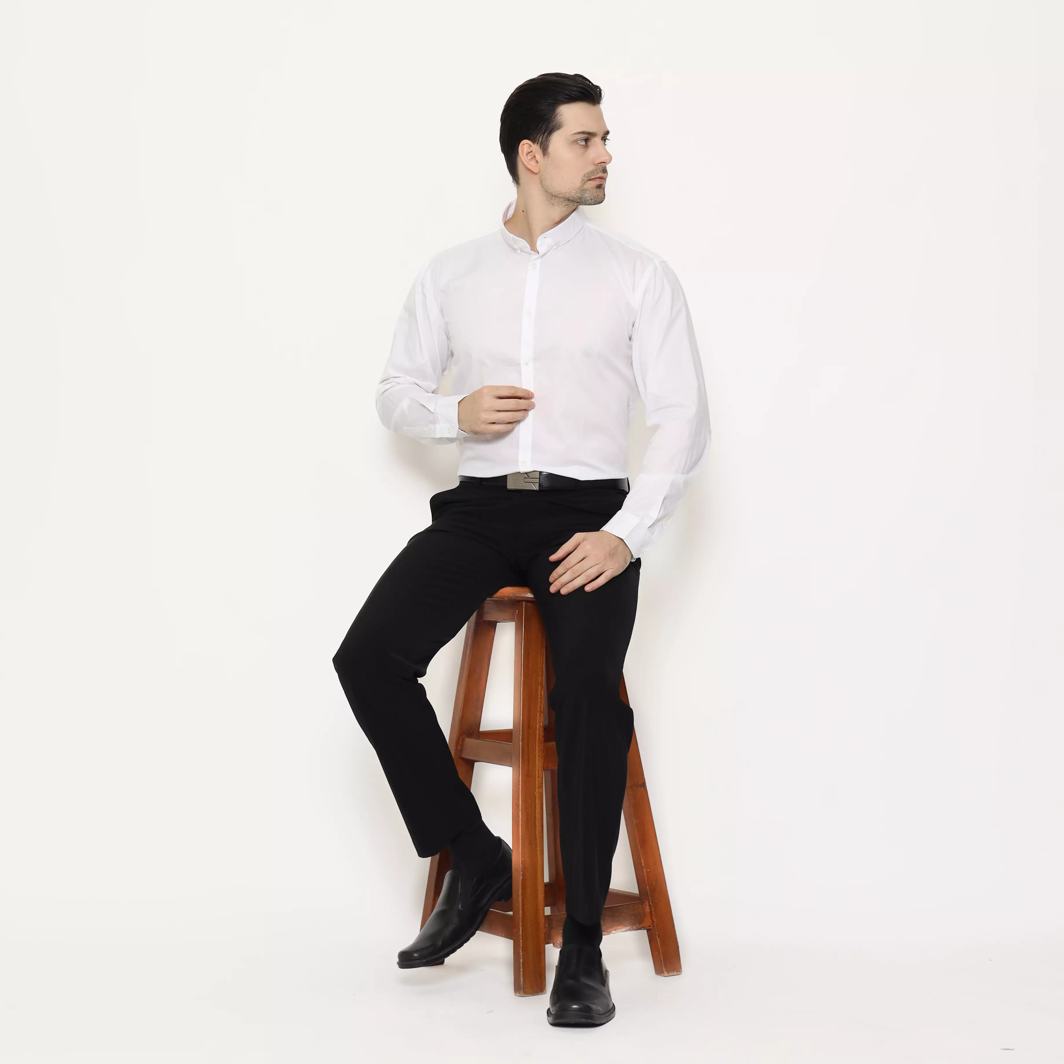 SCHOELLER PARKSON-MLS Kemeja Formal Pria Putih Slim Fit Lengan Panjang Kerah Button Down