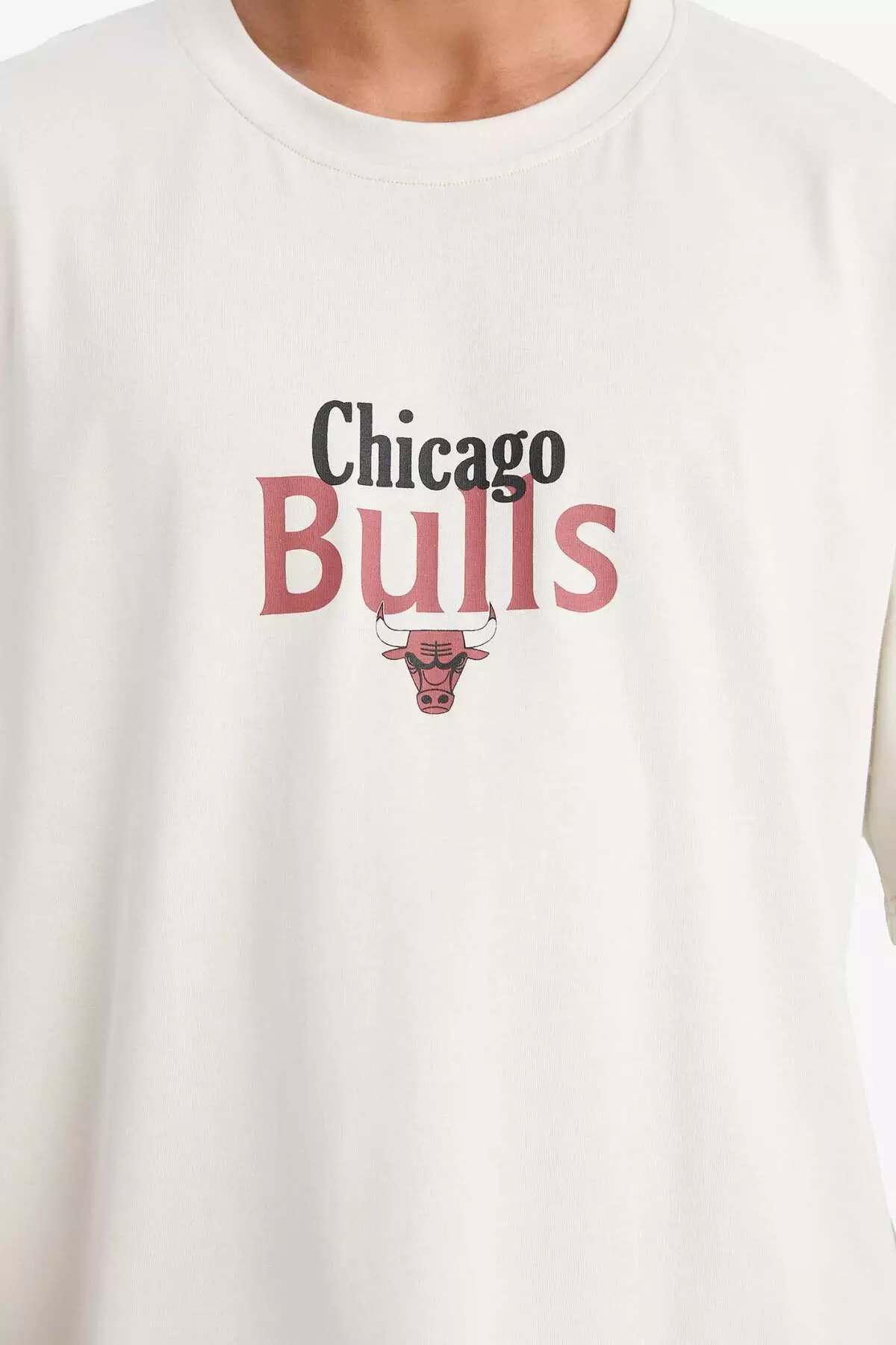 Defactofit Nba Chicago Bulls Oversize Wide Fit Crew Neck Back Printed Short Sleeve T-Shirt E2185