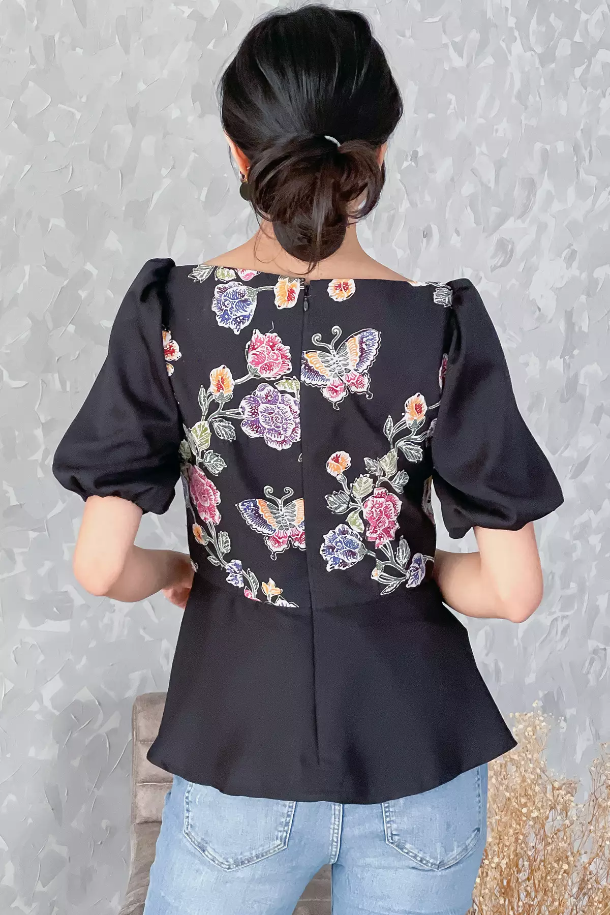 Elanaor Papilon Hitam Blouse