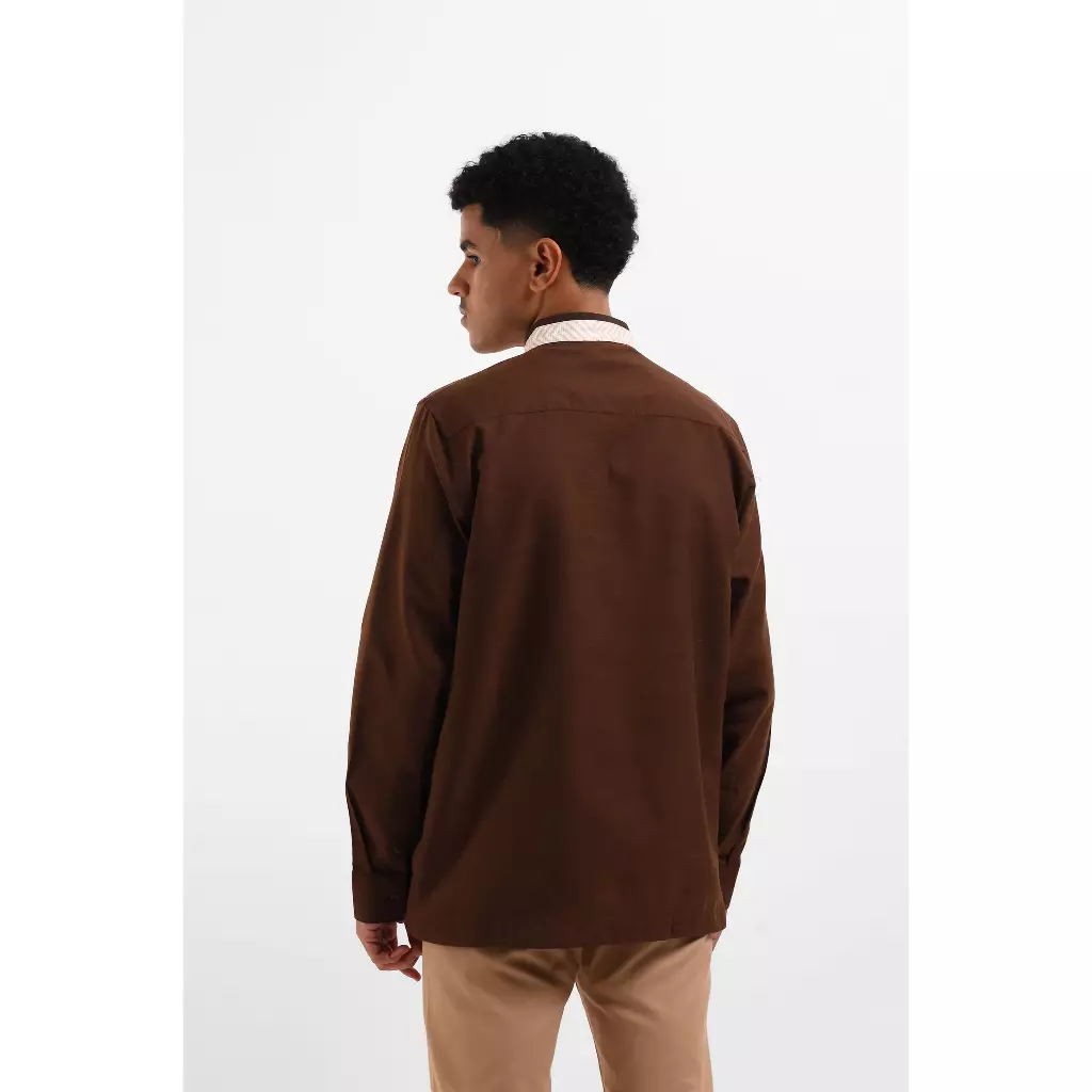 MANZONE - Kemeja Koko Lengan Panjang Pria Maheer Modern Fit - Brown