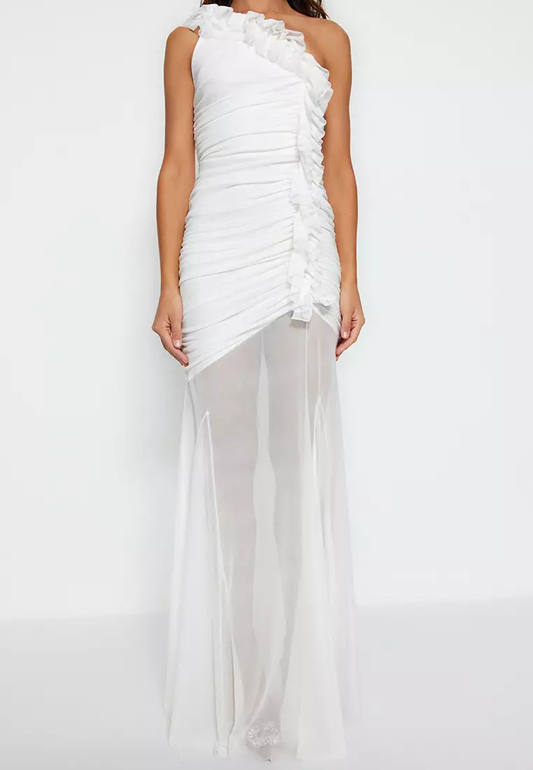 Fitted Tulle Wedding Evening Dress