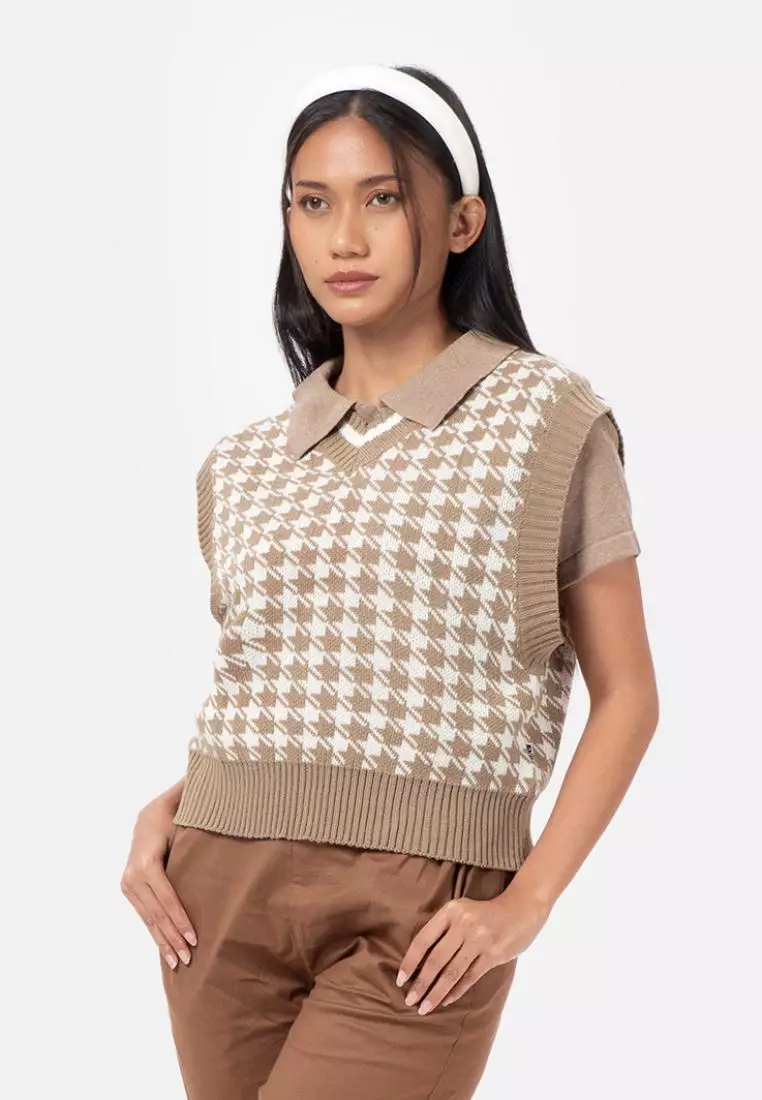 Clare Vest Knit in Brown