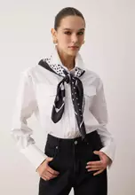 Black/White