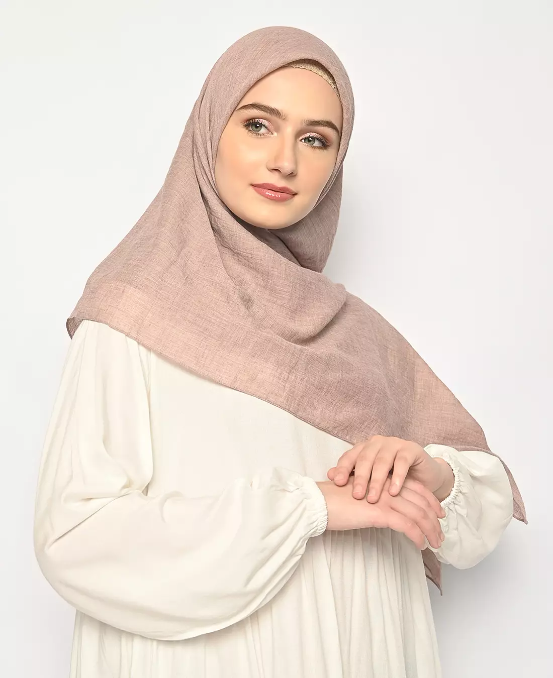 Hijab Segi Empat Voal Irania Rosybrown