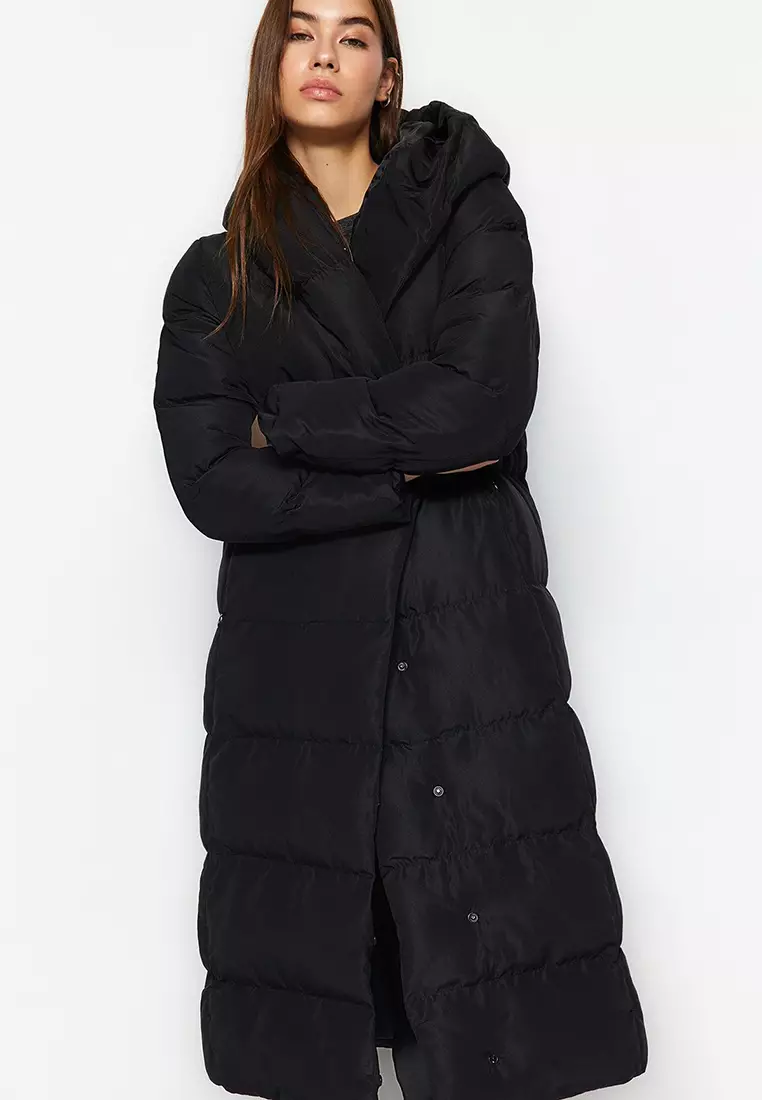 Black Regular Fit Side Snap Closure Water Repellent Long Inflatable Coat Twoaw24Mo00044