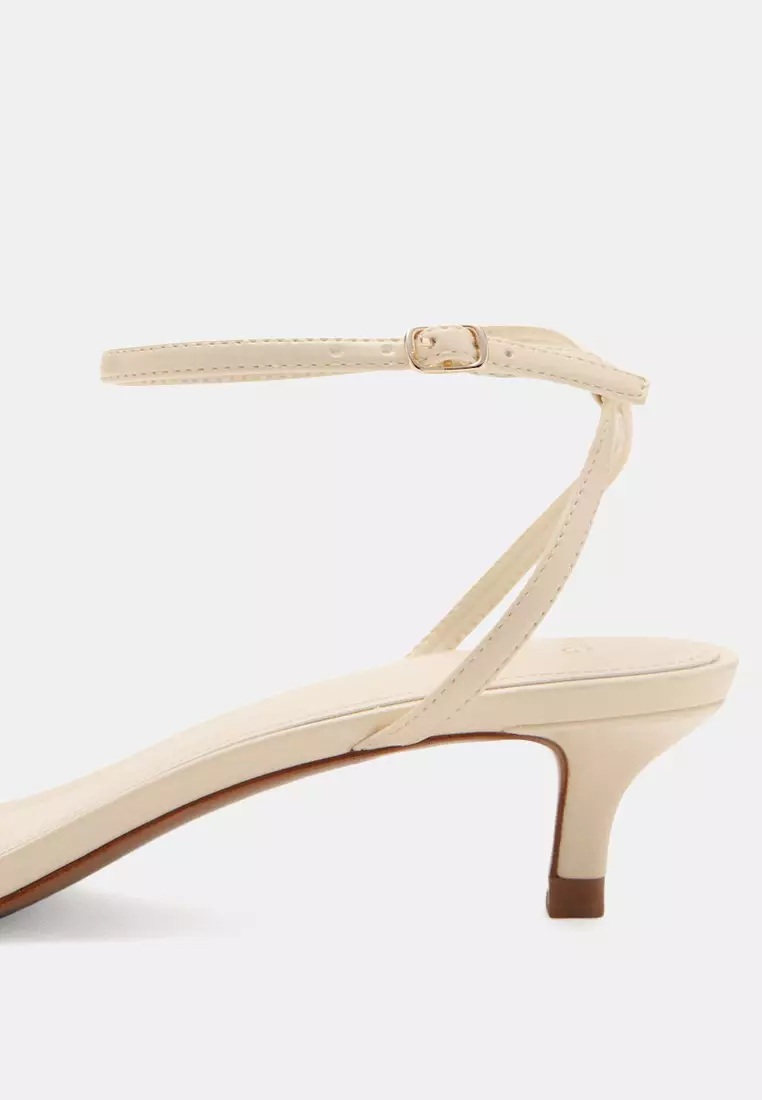 Criss-Cross Straps Heeled Sandals