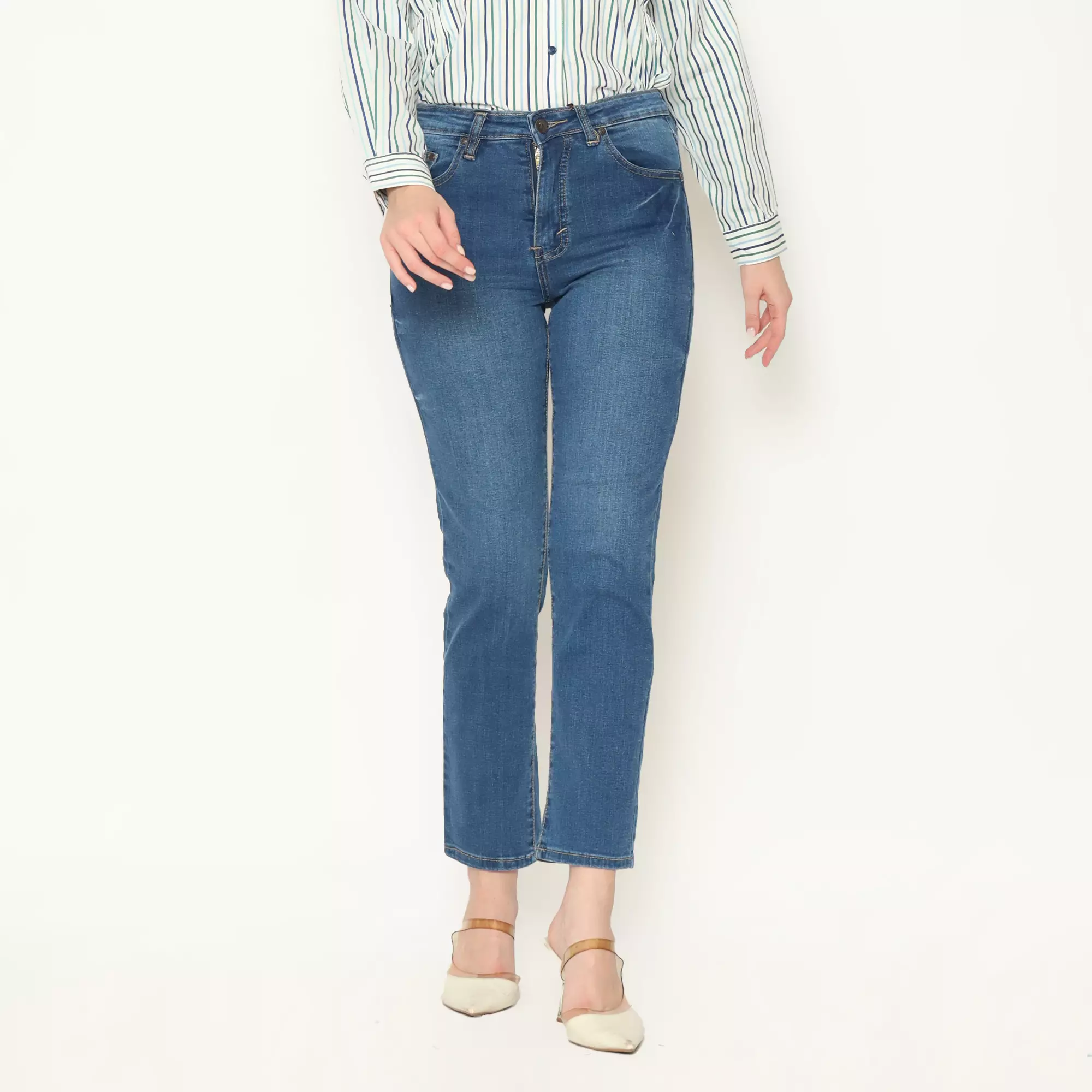 Gaura Jeans Medium Blue