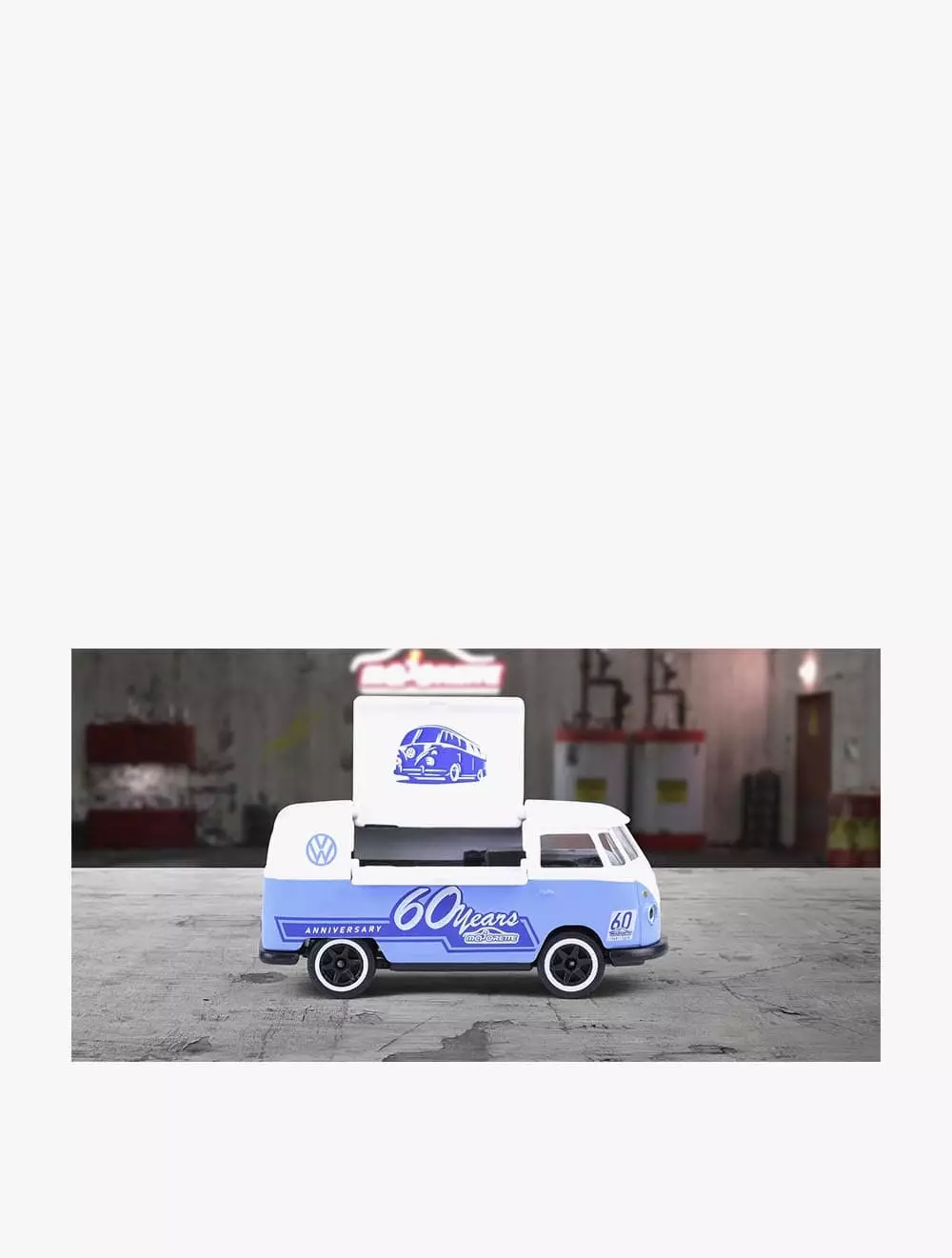Majorette Vw T1 Food Truck Deluxe 60 Years - MAJ120243E860AN