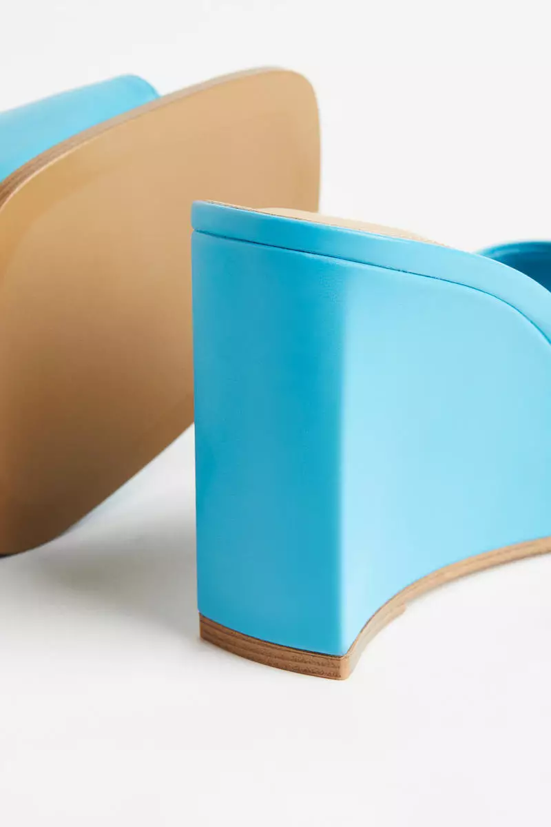 Wedge-heeled mules