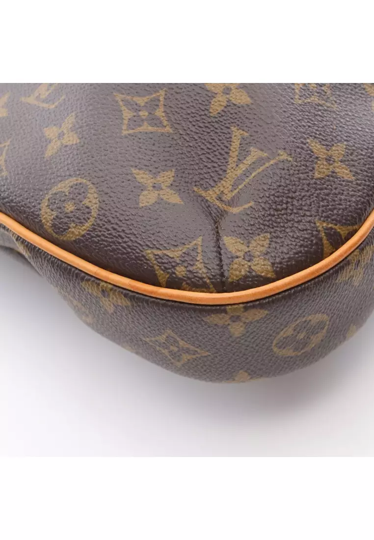 Pre-Loved Louis Vuitton Odeon MM monogram Shoulder bag PVC leather Brown