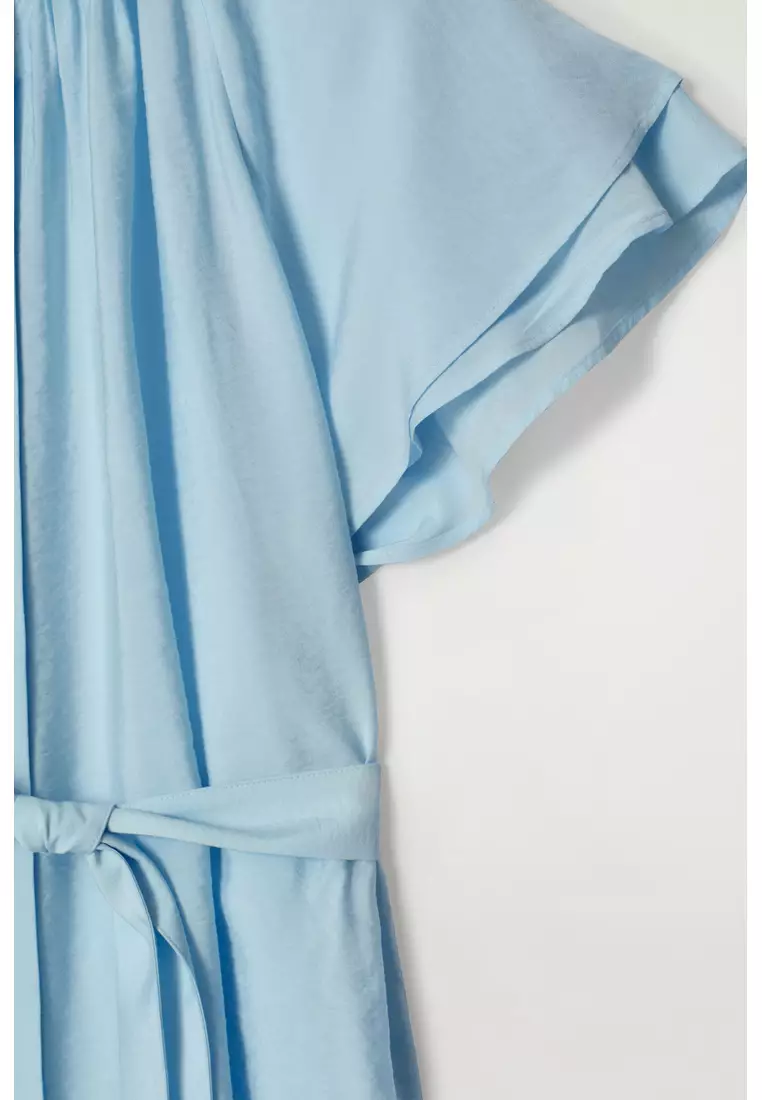 LAYERED BELTED BLOUSE