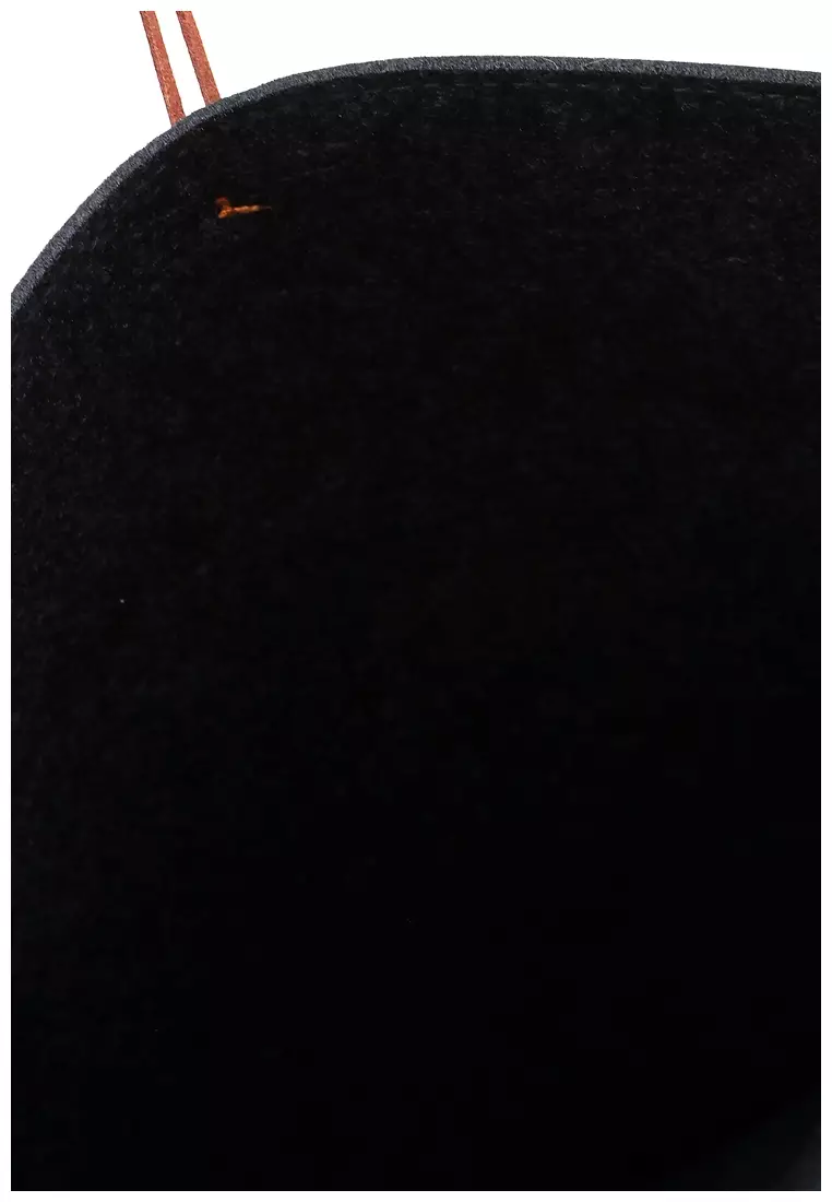 Quenty Felt Button Style Sleeve Case Laptop Ultrabook Compability 13 Inch Material Wool ORIGINAL - Dark Grey