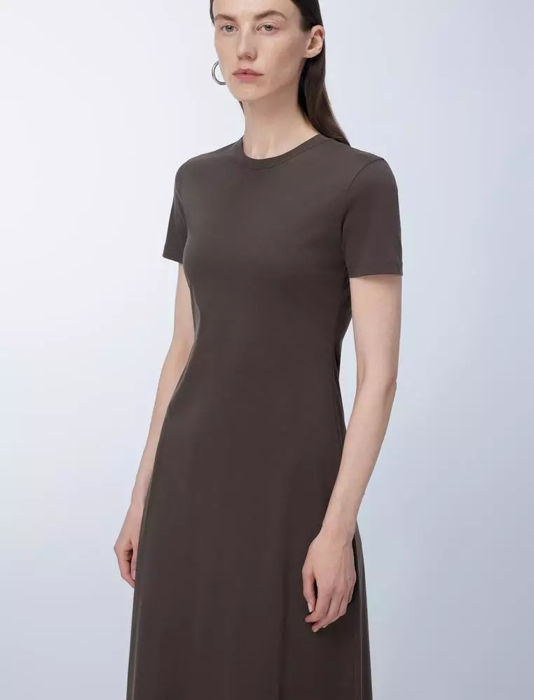 short-sleeve dress