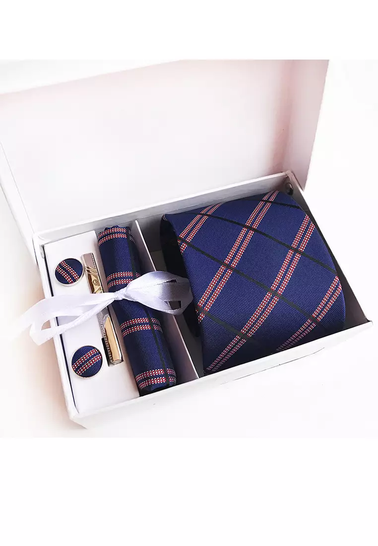 Burberry tie gift clearance box