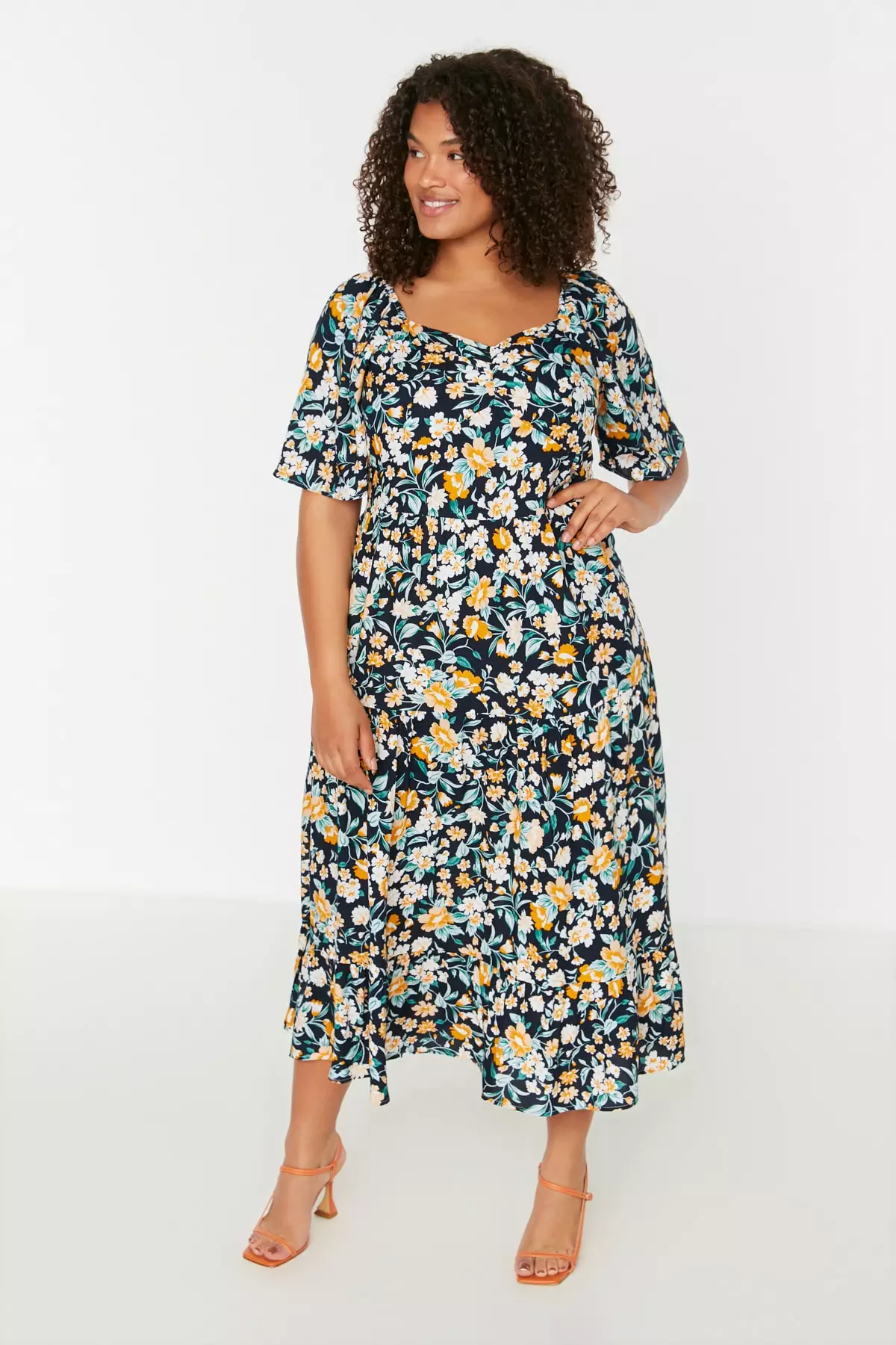 Plus Size Floral Tiered Detail Dress