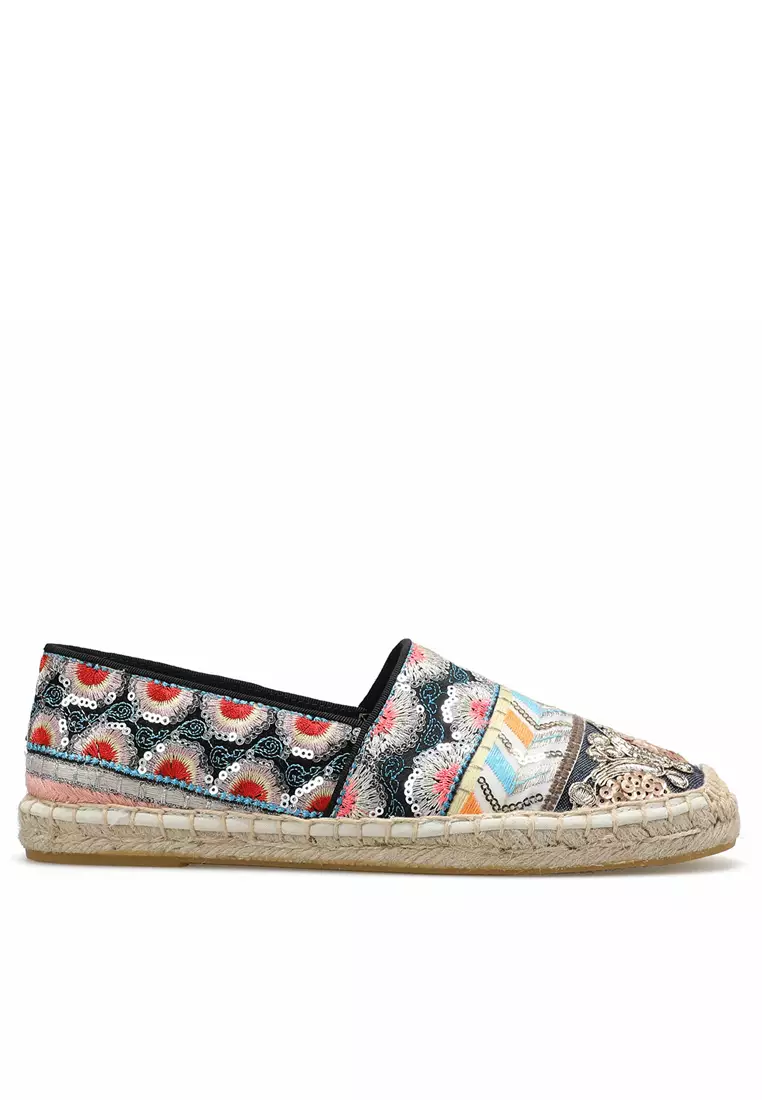 Discount on Twenty Eight Shoes  shoes - SKU: Embroidery Sequins Espadrilles Hb45432
