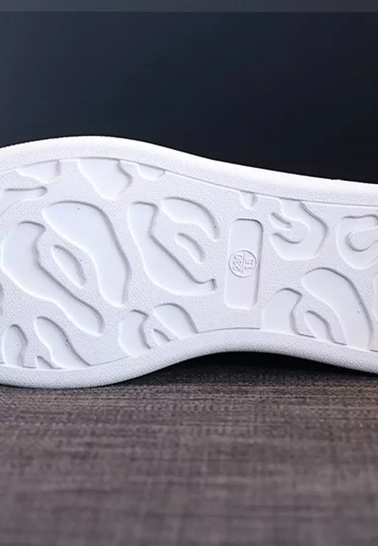 Genuine Leather Flat White Sneakers RX-T3986