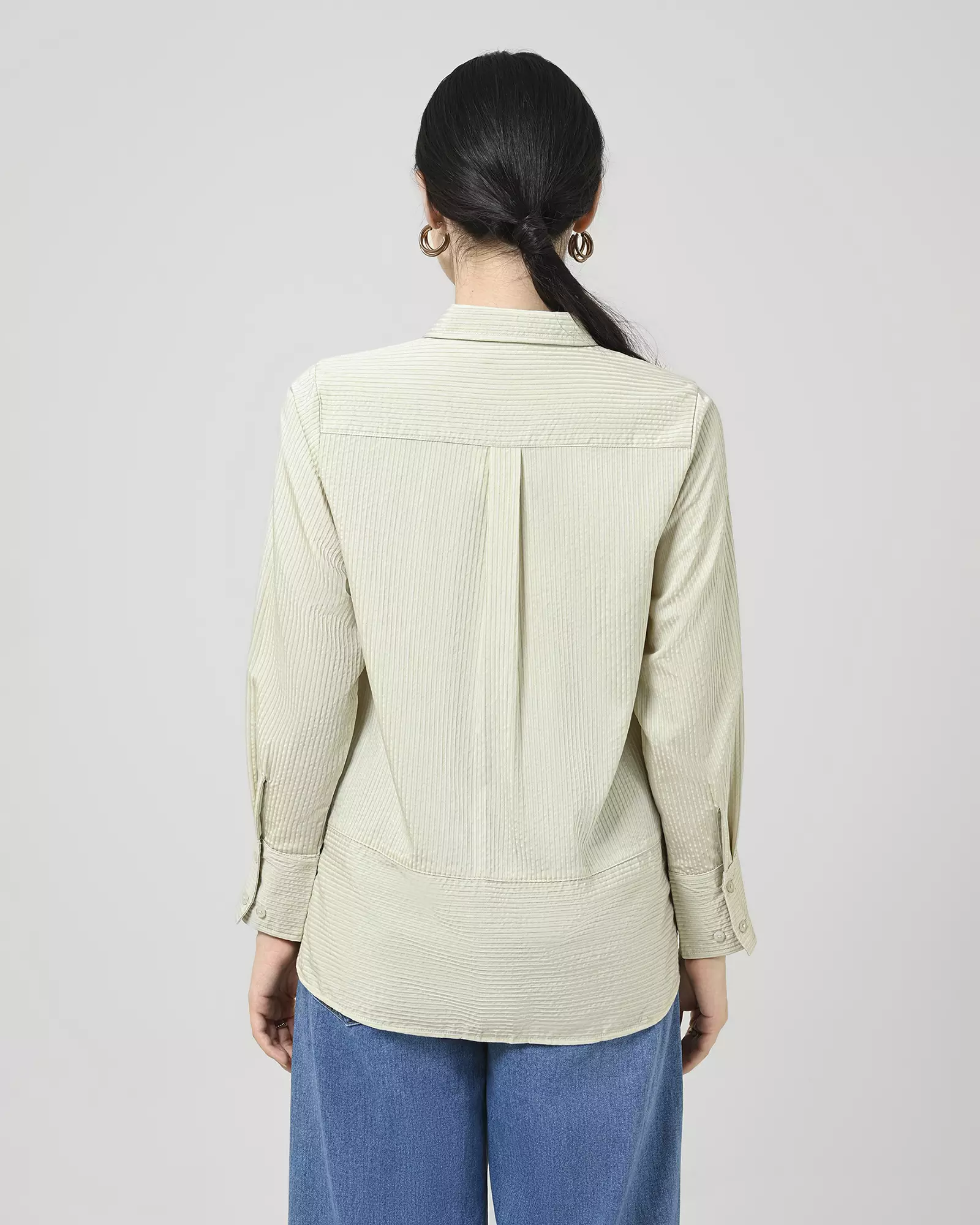 Geulis.id AVANEA SHIRT - Sagegreen