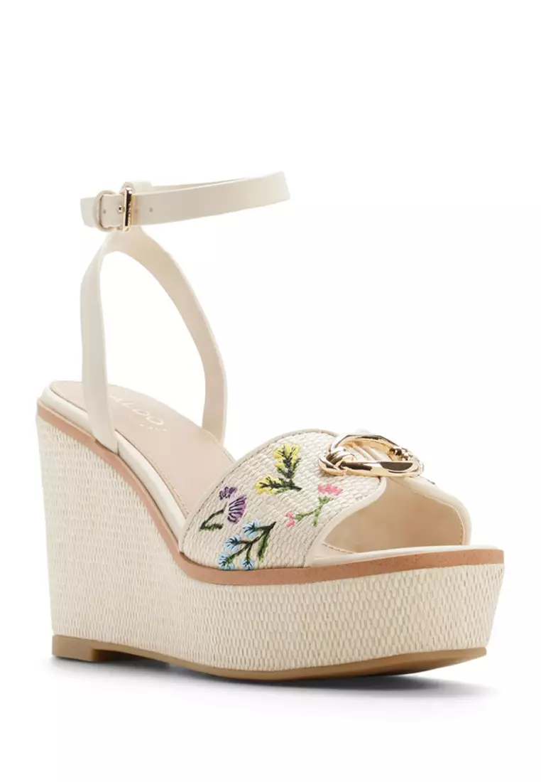 Carrabririel Wedges