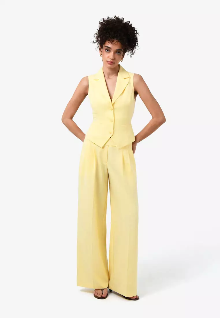 Amera Collared Vest