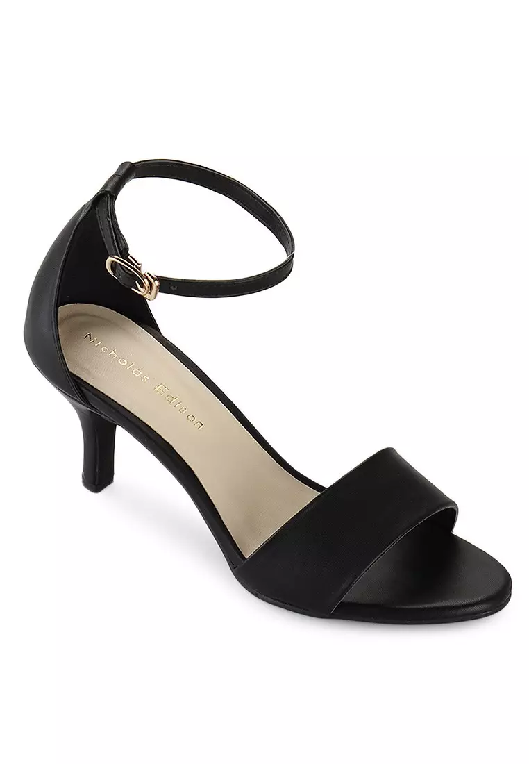 Heel Riesa Black