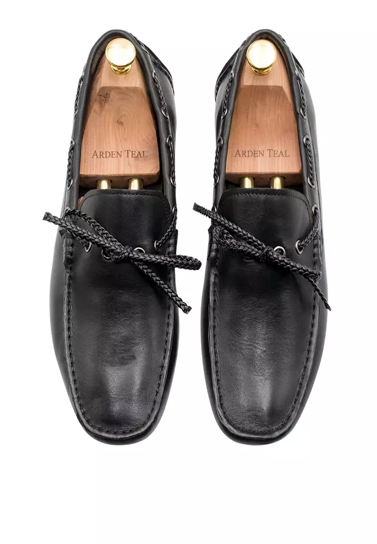Esperanza Black Moccasins