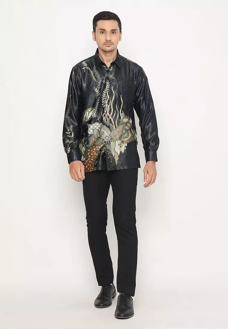 My Aksa Batik Pria Kemeja Panjang Furing Semi Sutera Dhirgam Drorothea