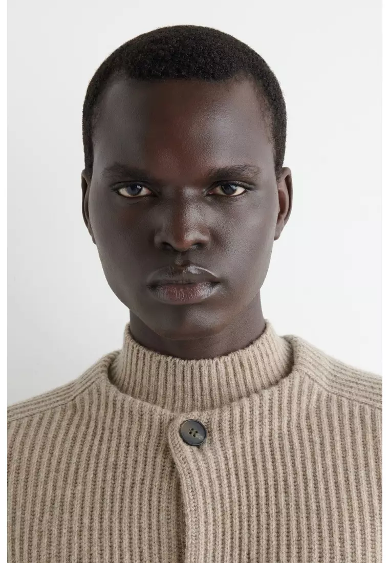 RIBBED WOOL CREW-NECK CARDIGAN