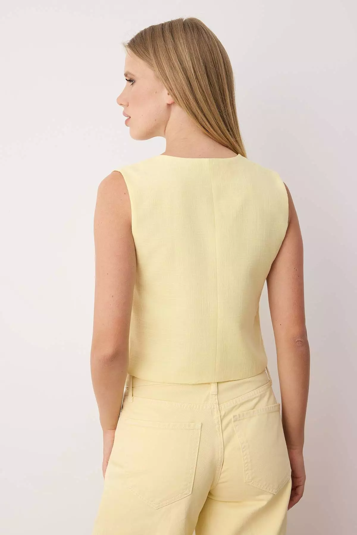 Yellow Binding Detailed Linen Look Vest