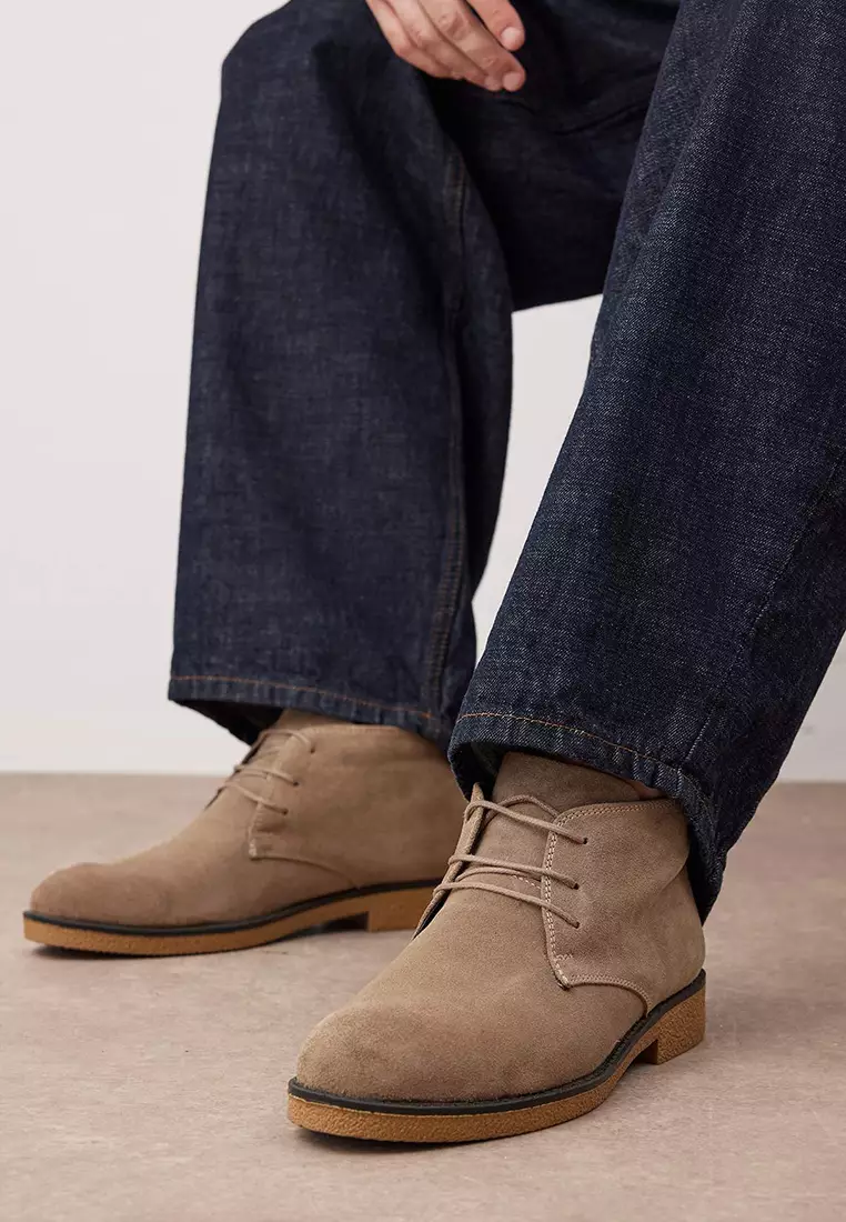 Lace-Up Chelsea Boots