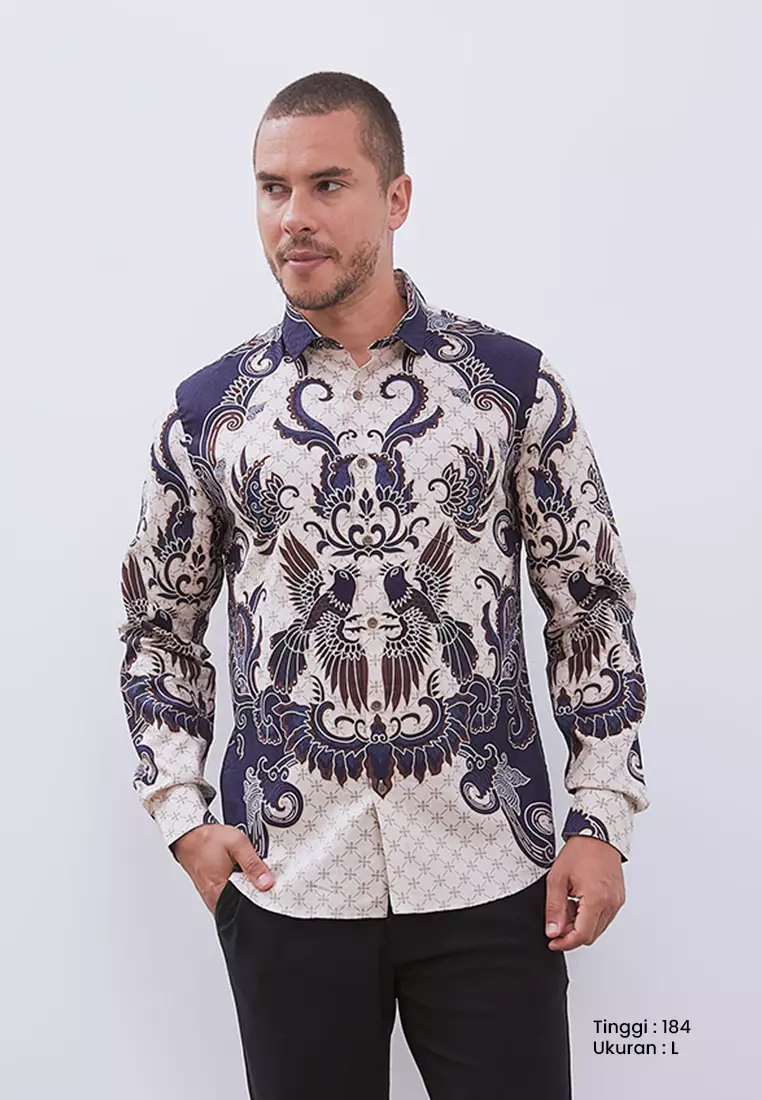 MANZONE - Kemeja Batik Lengan Panjang Pria Kalimasada Slim Fit - Brown Warna Brown