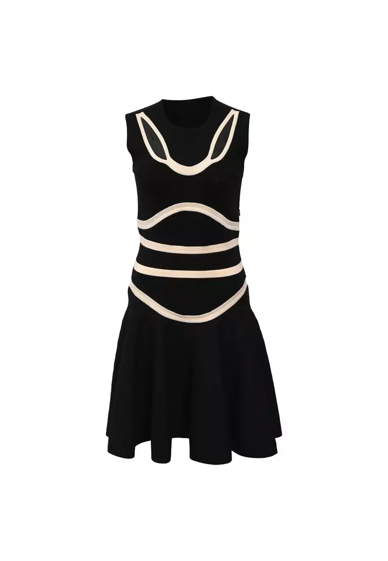 Buy ALEXANDER MCQUEEN Pre-Loved Alexander Mcqueen Knitted Mini Cutout  Sleeveless Dress In Black Wool 2026 Online | ZALORA