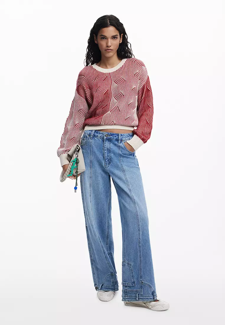 Two-tone knit sweater