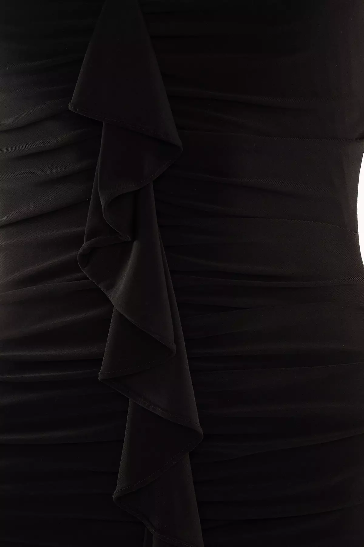 TRENDYOL Damen Strandkleid Aus Viskose Mit Rüschen-Details – Lässig & Luftig Für Sommer & Urlaub
