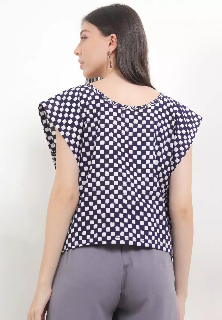 Arunika Top Blouse Lengan Pendek