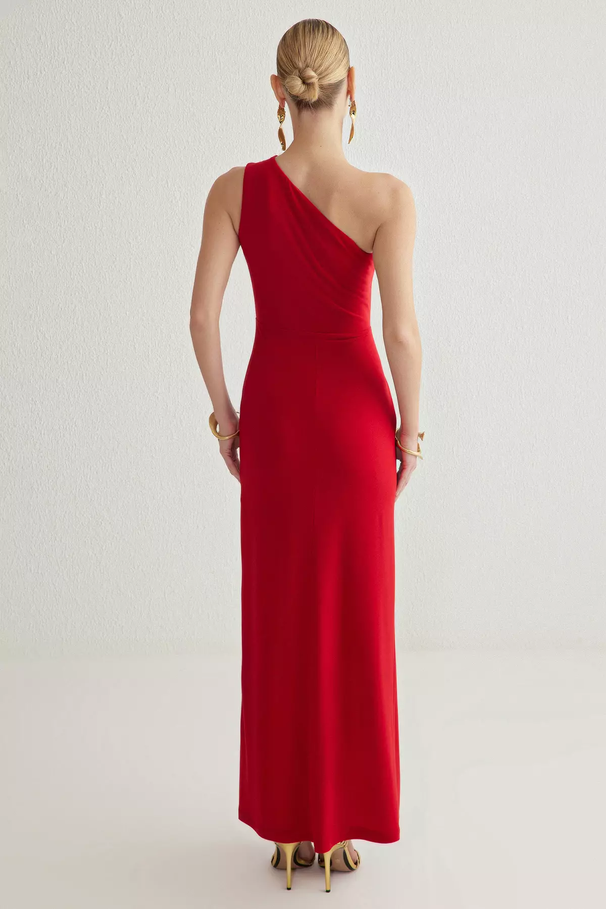 Red Accessory Detailed Knitted Long Dress
