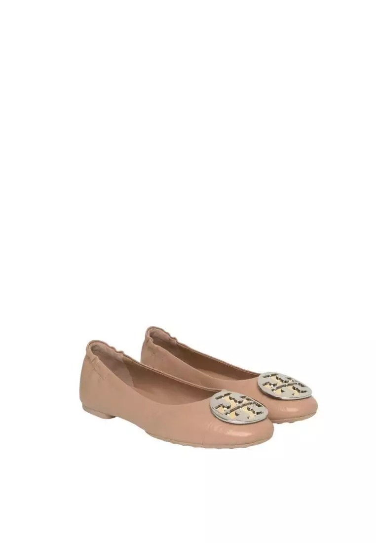 Buy TORY BURCH Claire Cap-Toe Ballet Flats 2025 Online | ZALORA