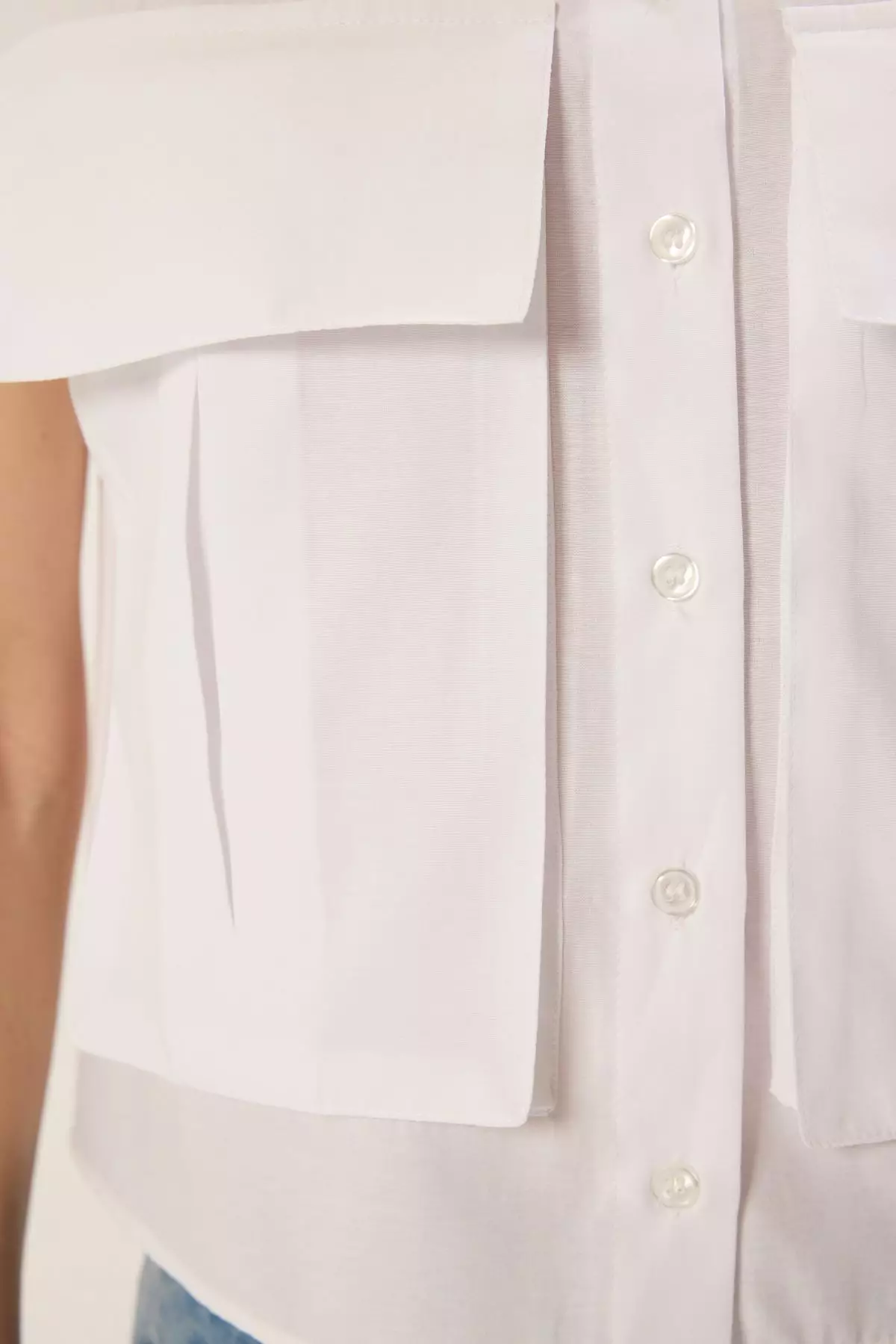 Sleeveless Regular Shirt