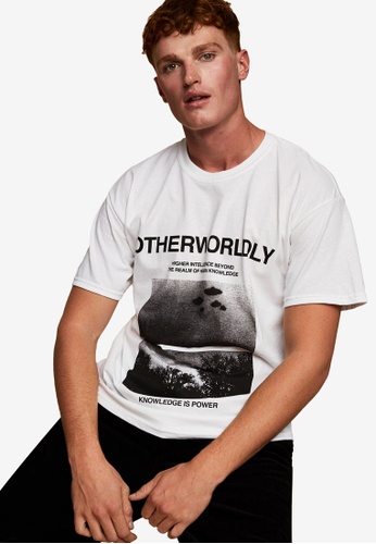 Buy Topman Metallica Other World T Shirt In White Online Zalora Malaysia Warren buffett ranked 6th with a personal wealth of $87.6 billion, followed by jeffery preston jeff bezos is the richest man in the world today. metallica other world t shirt in white